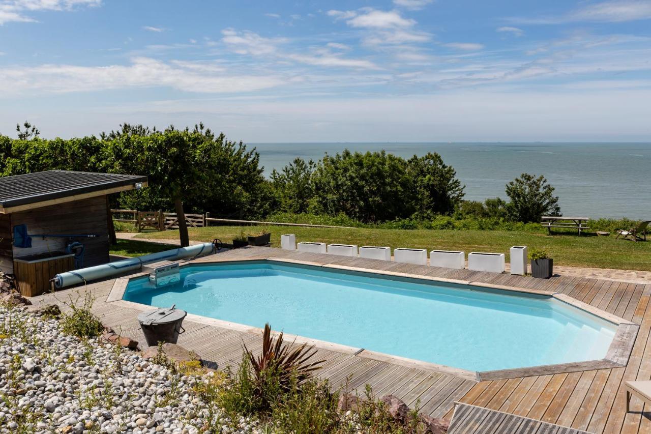 Domaine Du Grand Bec Bed & Breakfast Villerville Eksteriør bilde